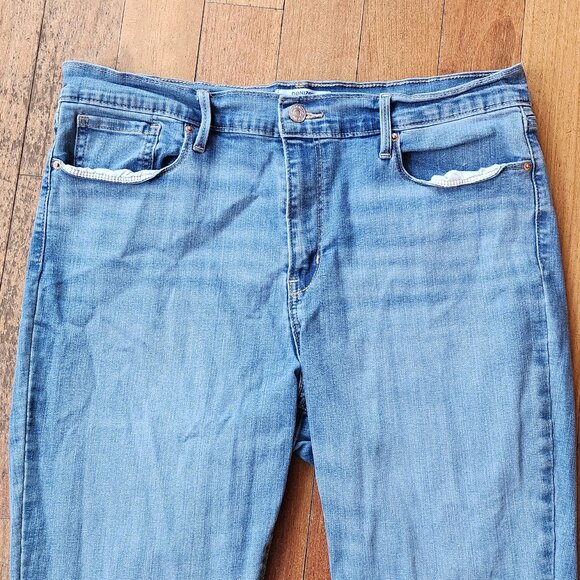Denizen from Levi's Light Wash High-Rise Straight Jeans Size W32 L28 14 Short - Picture 5 of 15